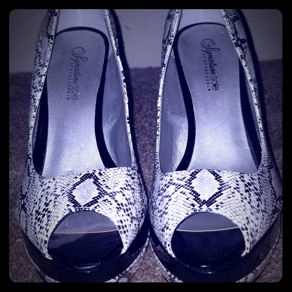 Signature Sole shoes by Shoedazzle.